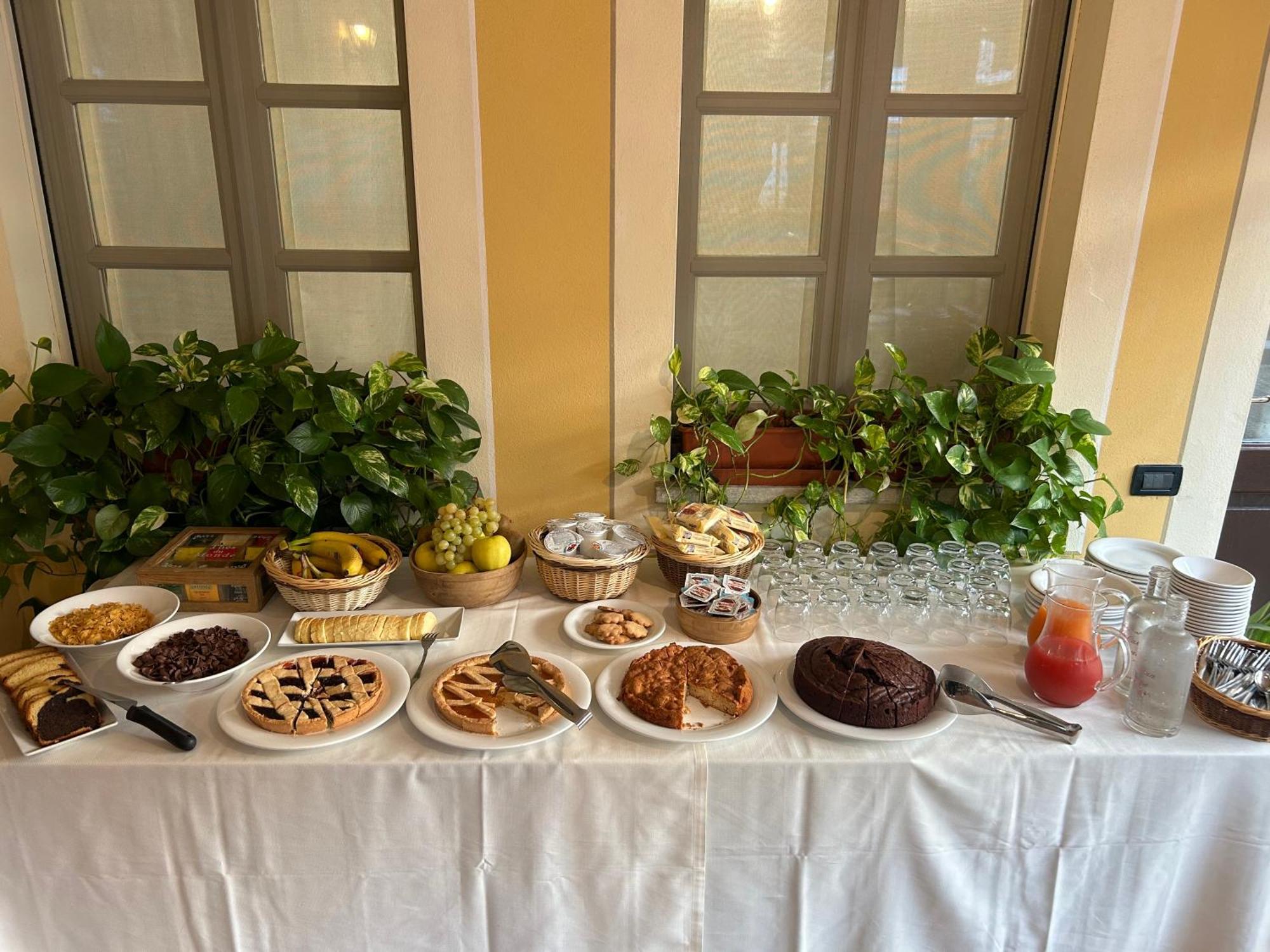 Cascina Domina Hotel *